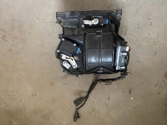 AUDI A6C64F díly,ceny dohodou. - 2