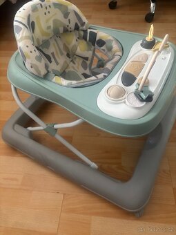 Chodítko do 1 roku - 2