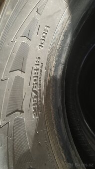 Zimní pneu 235/60/16 - 2