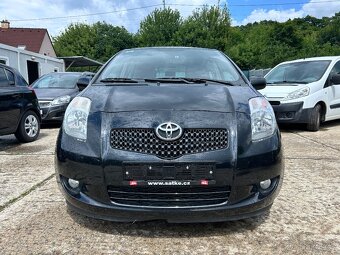 Toyota Yaris - 2