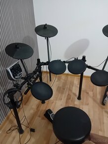 Elektronické bicí Alesis drum kit 6 - 2