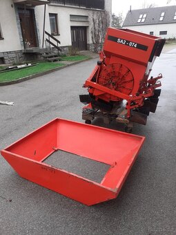 Prodám sazeč brambor - 2