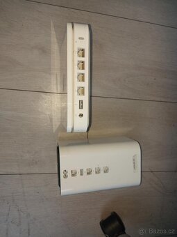2 x Apple Time capsule - 2