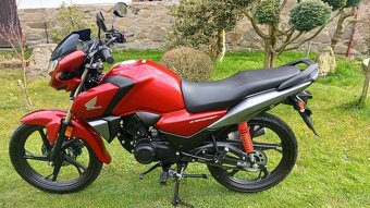 Honda CB125F pouze 7400 km - 2