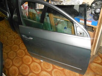 prodam bocni dvere vw passat b6 kombi , 3C . rok 2008 - 2