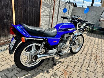 Honda CB 250T - 2