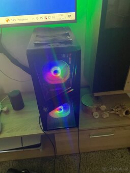 Prodám herní pc + volant logitech g29 - 2
