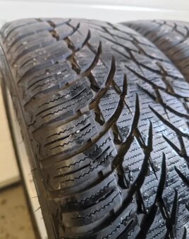 235/55/18 R18 zimní pneu Nokian 7,5mm+ - 2