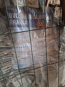 Prodám vratovou branku 90 na 150 s hroty - 2
