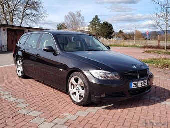 BMW E91 320i - 2