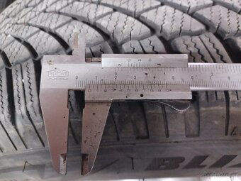 5x120 r17 215 65 r17 - 2