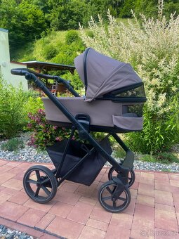 Roan ivi Cocoa + zdarma vajíčko Cybex aton 5 a adaptéry - 2