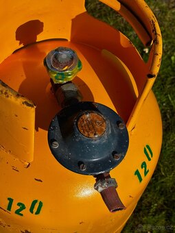Plynová bomba 10kg na propanbutan + regulátor tlaku - 2