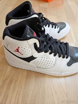 Nike jordan acces - 2