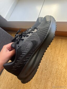 Nike Run Defy - 2