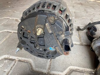 Golf Mk4 1.9 Sdi čerpadlo a alternátor - 2