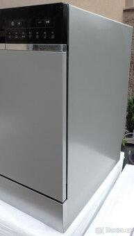 Stolní myčka TOSHIBA DW-08T2EE(S)-CZ čti... - 2