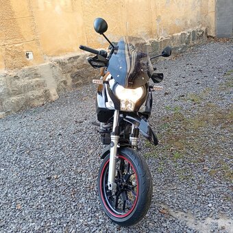 Aprilia Pegaso Strada 650 - 2