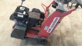 Husqvarna FS400 řezačka spár - 2