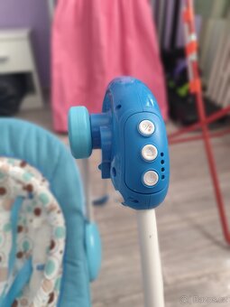 Houpátko pro miminko a zdarma chodítko - 2