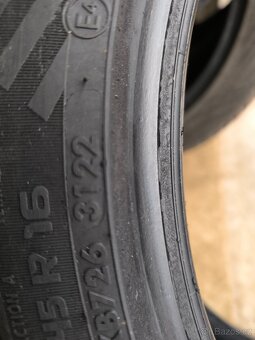 Pneu zimní 195/45/16 - 2