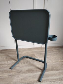 Nastavitelný stoleček - 2