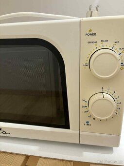 Mikrovlnná trouba Eta - 2