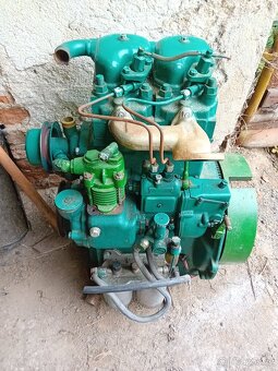 Traktor 2011 motor - 2