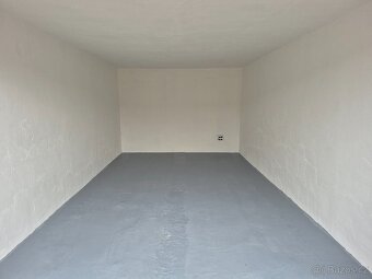 Garáž Votice - ul. Martinů - 2