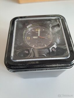 Outdoorové hodinky - 2