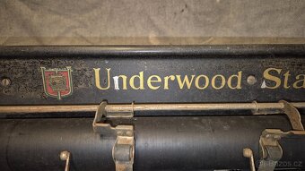 Psací stroj Underwood Standard - 2