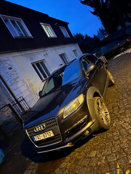Prodám Audi Q7 3.0tdi scout/verze - 2
