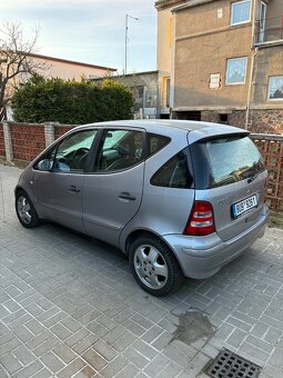 Mercedes benz A160 - 2