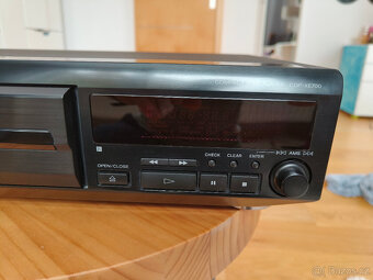 CD přehrávač Sony CDP-XE700 QS - 2