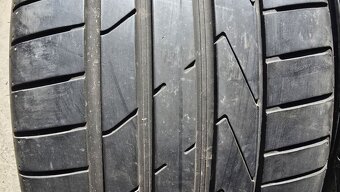 Letní pneu 245/35/19 Hankook - 2