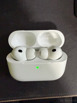 Apple AirPods Pro 3 - 2