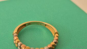 Zlatý prsten s kuličkami - 2