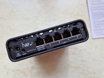 MikroTik hAP ax2 - 2