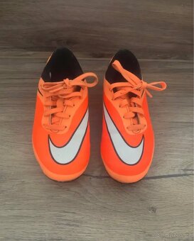 Kopačky NIKE - 2