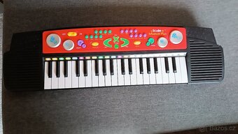 Prodám dětské piano - 2