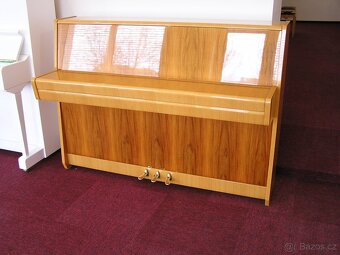 Prodám pianino Petrof - 2