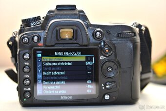 Nikon D7000 + příslušenství - 2