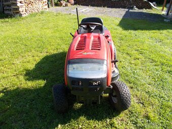 Sekací traktor MTD LE 135 - 2