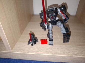 LEGO Star Wars 75368 Robotický oblek Dartha Vadera - 2