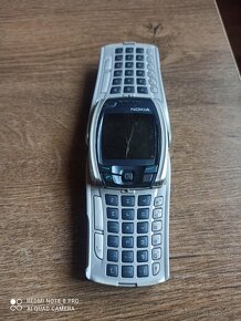 Nokia 6800 - 2