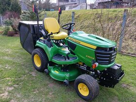 Zahradní traktor John Deere X950R - 2