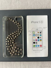 Kryt s kamínky Swarovski na iPhone 5 - 2