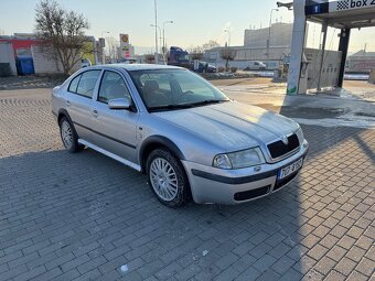 Škoda Octavia 2,0i 85kW ELEGANCE, nová STK - 2