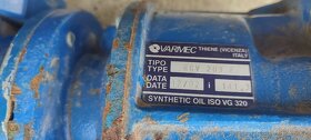 Elektromotor s převodovkou 120 W / cca 10 ot. - 2
