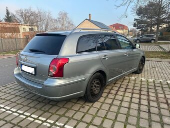 COMBI TOYOTA AVENSIS 2.2 D r.2008, 110kW - 2